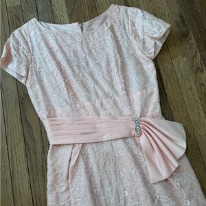 1960s LIGHT PINK EYELET WIGGLE DRESS MEDIUM